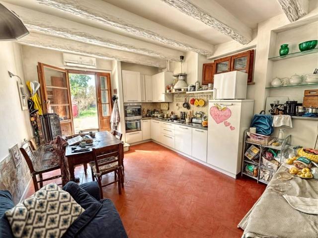 Appartamento in vendita a Montevarchi AR