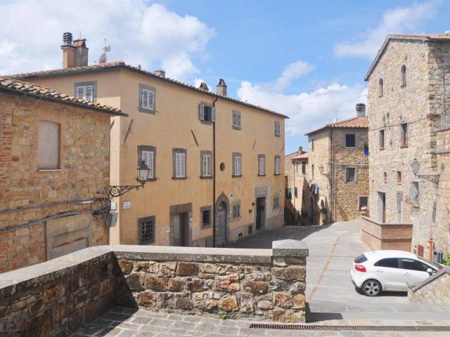 Appartamento in vendita a Monteverdi Marittimo PI