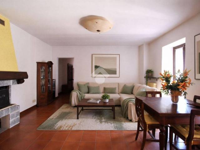 Appartamento in vendita a Monticello Brianza LC