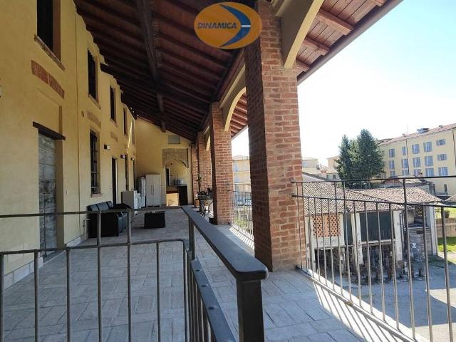 Appartamento in vendita a Monticello Brianza LC