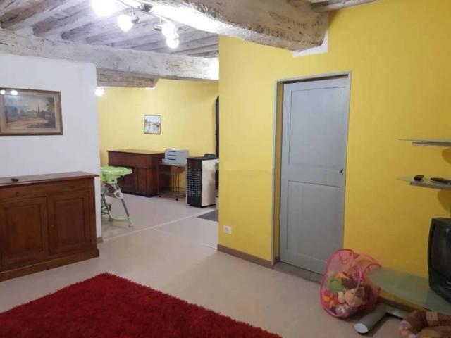 Appartamento in vendita a Monticiano SI