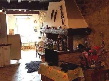 Appartamento in vendita a Monticiano SI