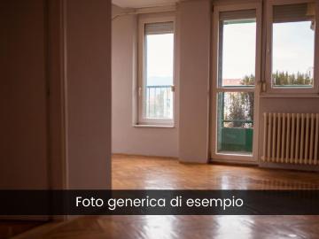 Appartamento in vendita a Piazza Montignoso - Giardino