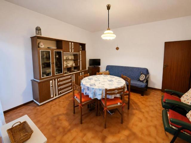 Appartamento in vendita a Montignoso MS