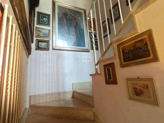 Appartamento in vendita a Montignoso MS
