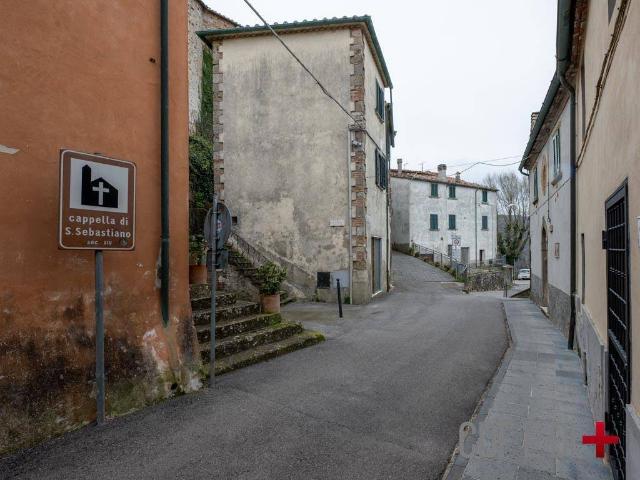 Appartamento in vendita a Montieri GR