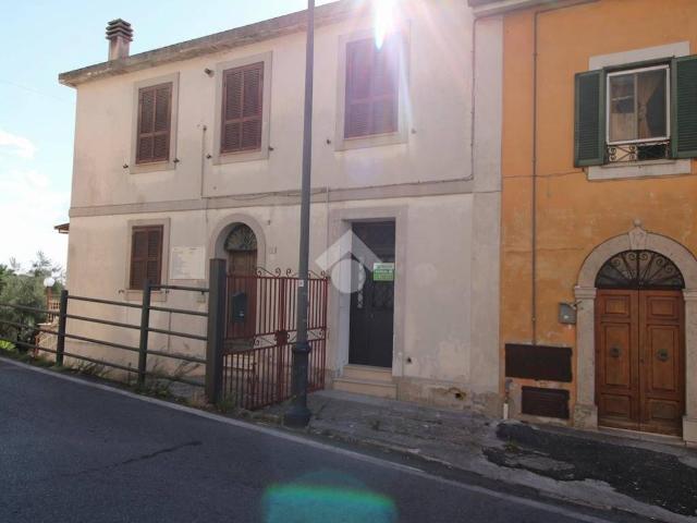 Appartamento in vendita a Montopoli di Sabina RI