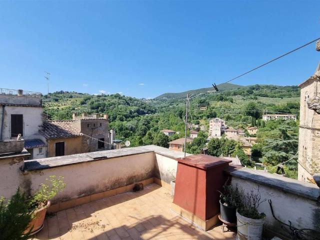 Appartamento in vendita a Montopoli di Sabina RI