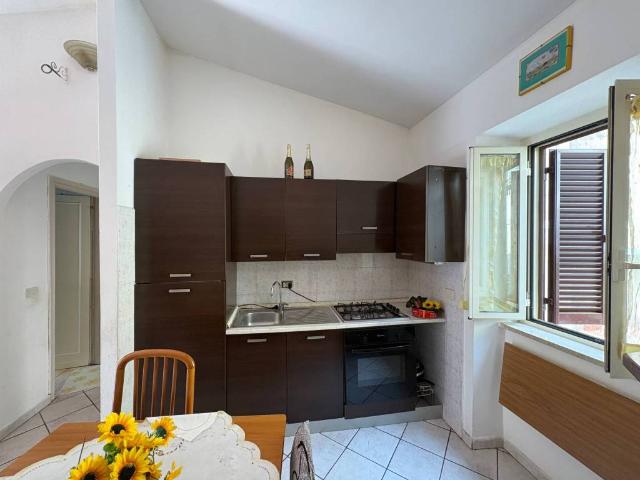 Appartamento in vendita a Montorio Romano RM