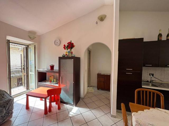 Appartamento in vendita a Montorio Romano RM