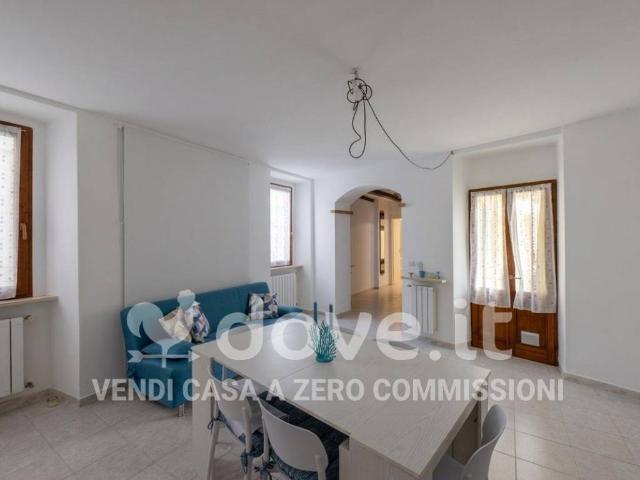 Appartamento in vendita a Monvalle VA