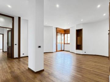 Appartamento in vendita a Monza MB