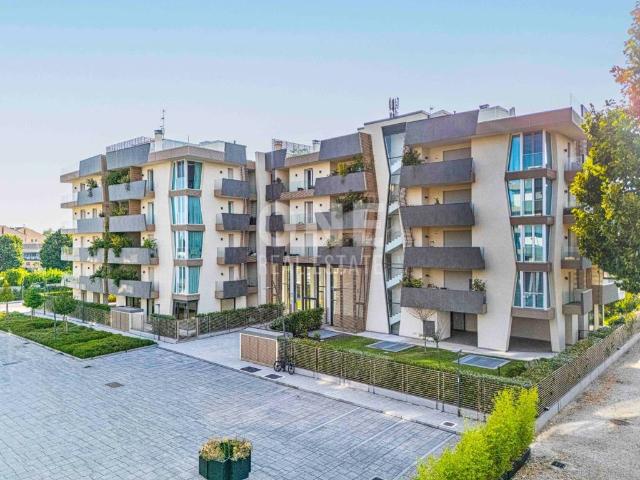 Appartamento in vendita a Monza MB