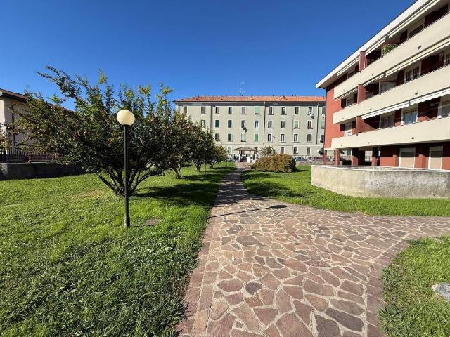 Appartamento in vendita a Monza MB