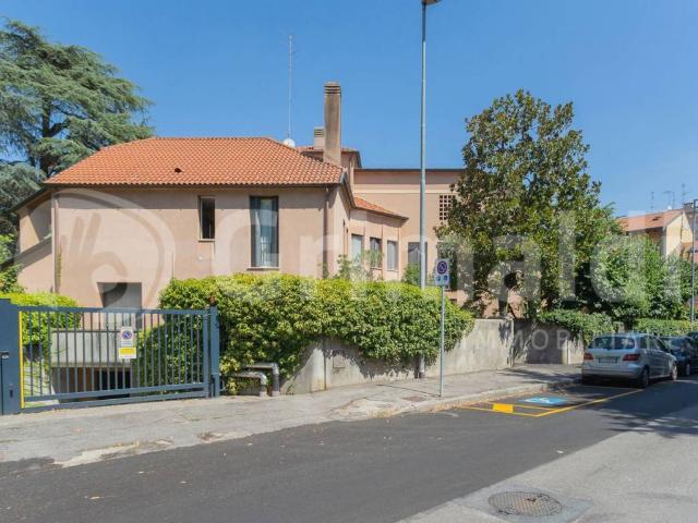 Appartamento in vendita a Monza MB