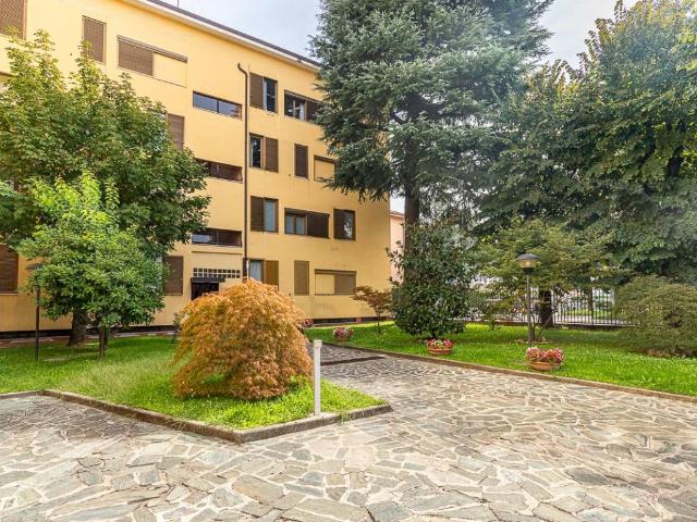 Appartamento in vendita a Monza MB