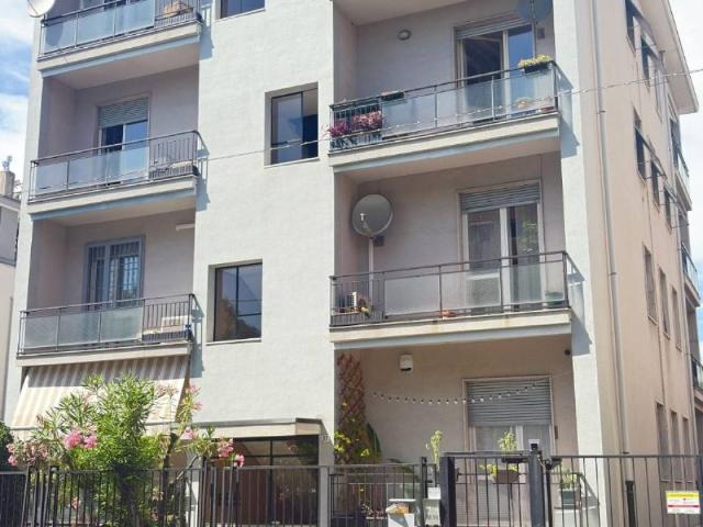 Appartamento in vendita a Monza MB