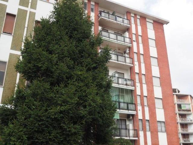 Appartamento in vendita a Monza MB