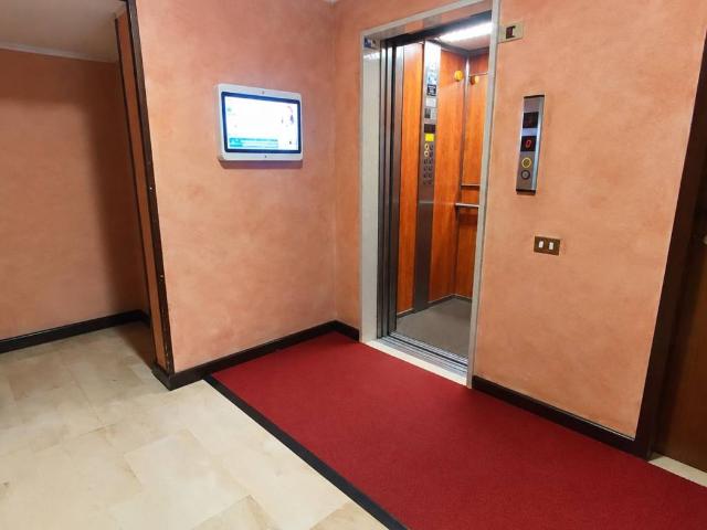 Appartamento in vendita a Monza MB