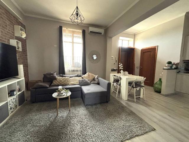 Appartamento in vendita a Monza MB