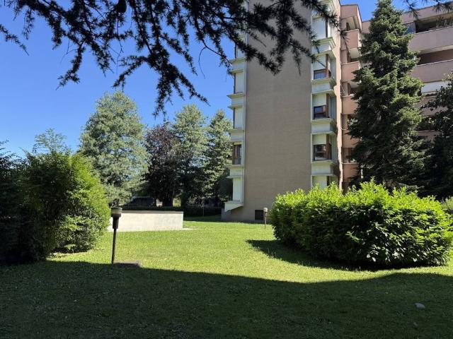 Appartamento in vendita a Monza MB