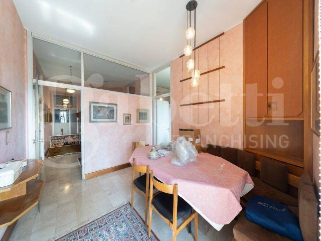 Appartamento in vendita a Monza MB
