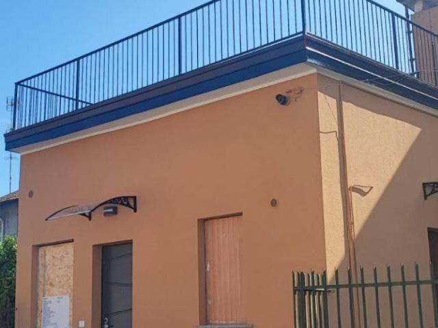 Casa indipendente in vendita a Monza MB