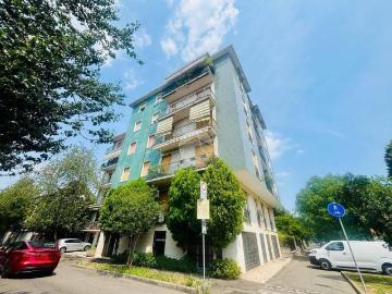 Appartamento in vendita a Monza MB