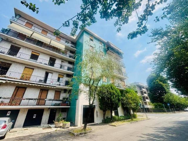 Appartamento in vendita a Monza MB
