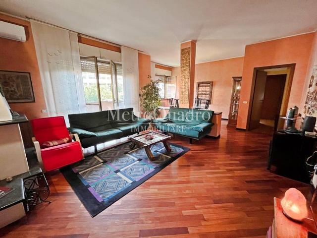 Appartamento in vendita a Monza MB