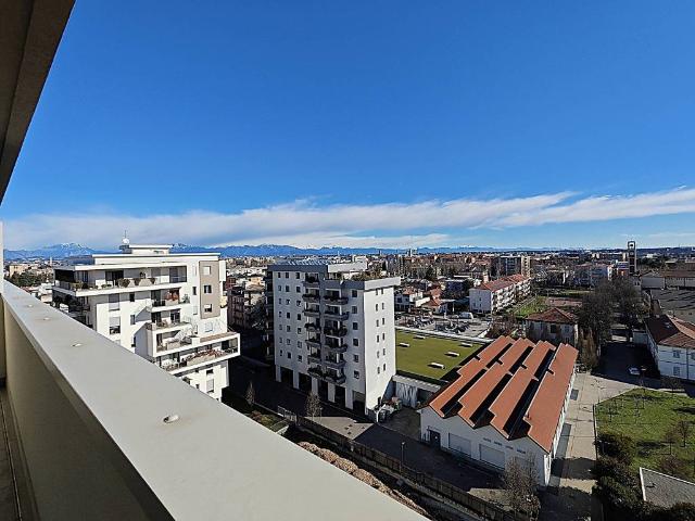 Appartamento in vendita a Monza MB