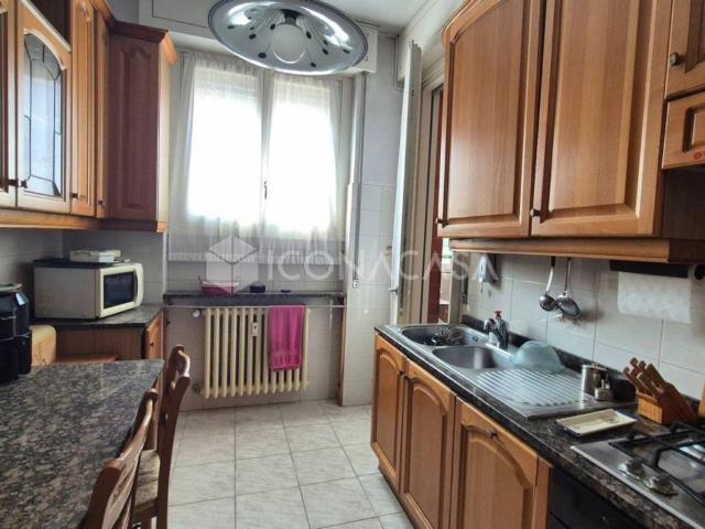 Appartamento in vendita a Monza MB