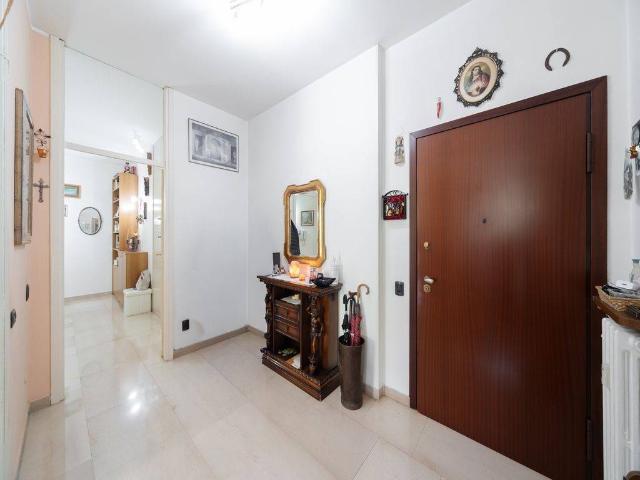 Appartamento in vendita a Monza MB