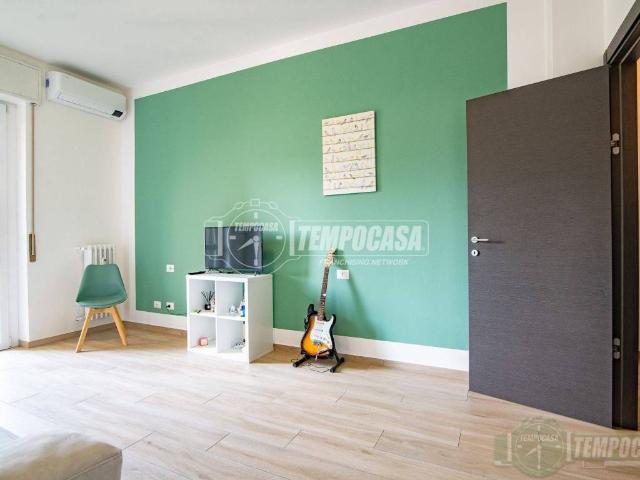 Appartamento in vendita a Monza MB