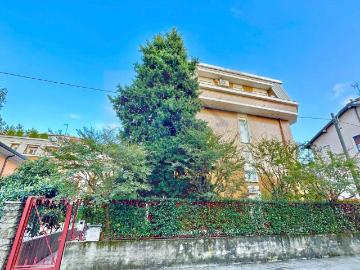 Appartamento in vendita a Monza MB