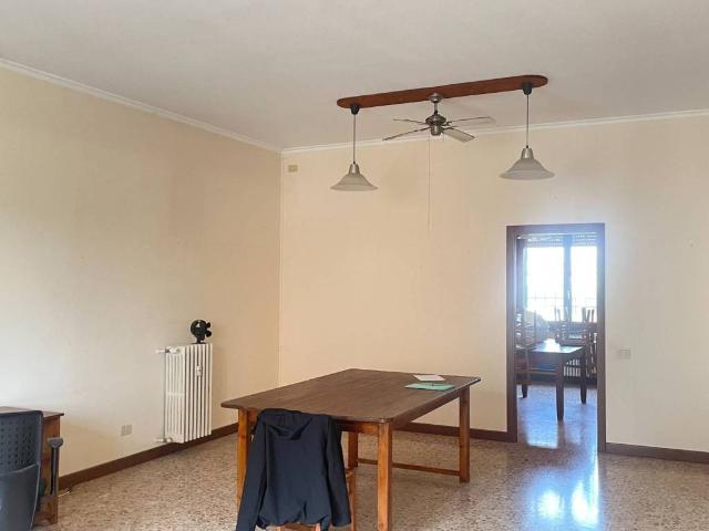 Appartamento in vendita a Monza MB