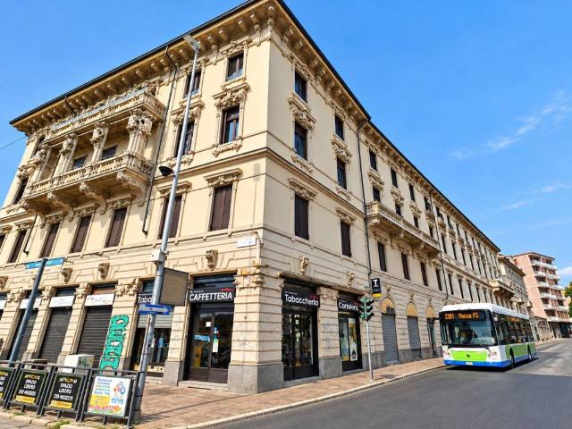 Appartamento in vendita a Monza MB