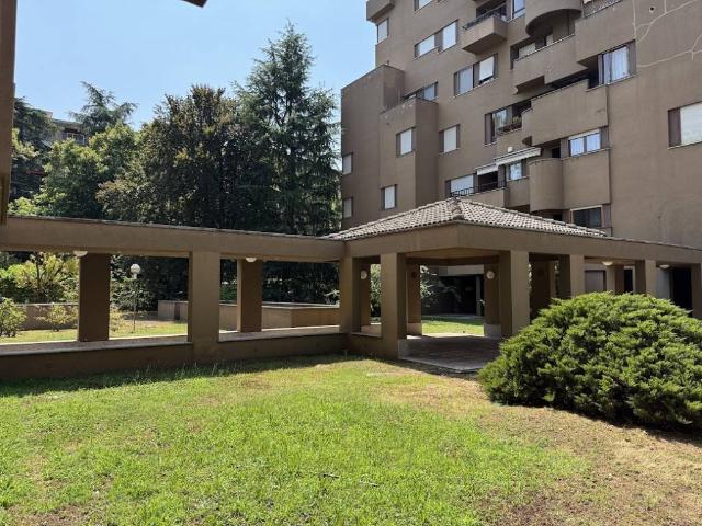 Appartamento in vendita a Monza MB