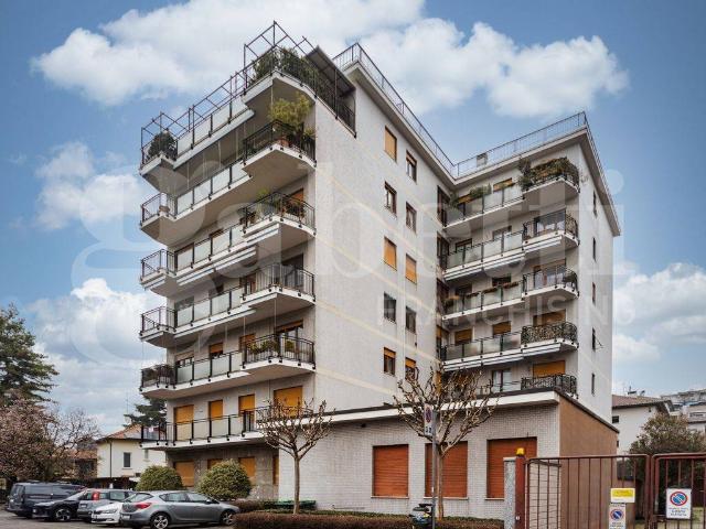 Appartamento in vendita a Monza MB