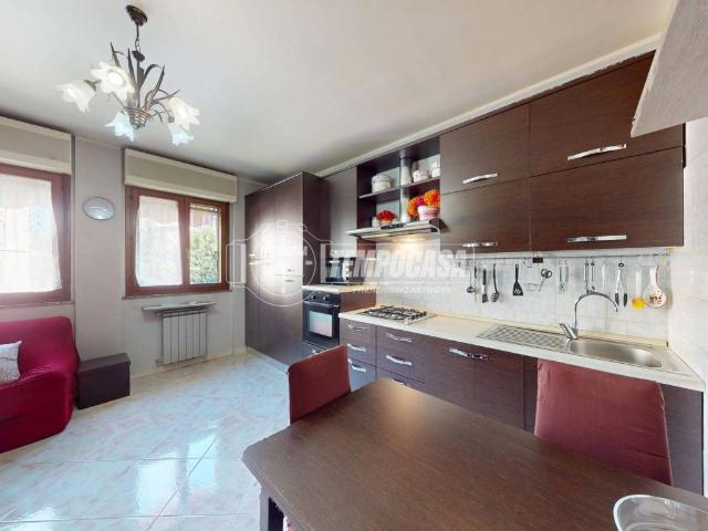 Appartamento in vendita a Monza MB