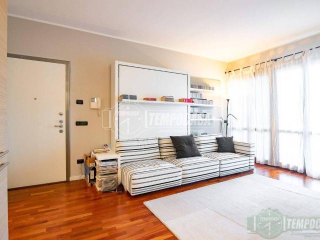 Appartamento in vendita a Monza MB