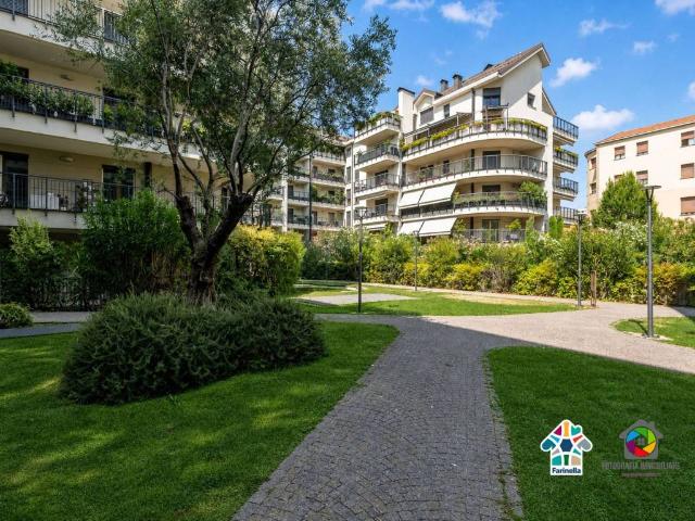 Appartamento in vendita a Monza MB