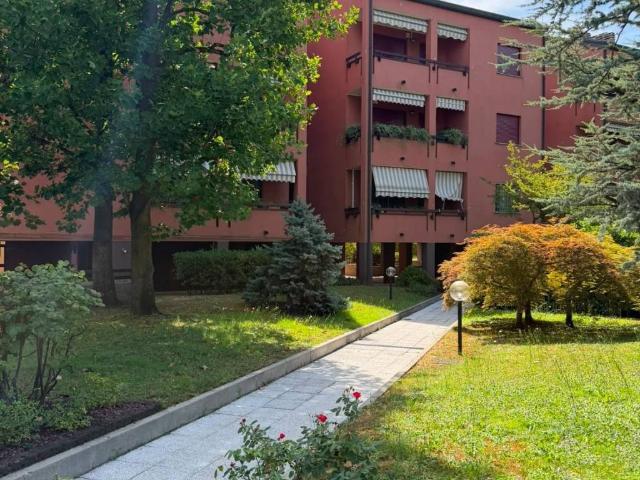 Appartamento in vendita a Monza MB