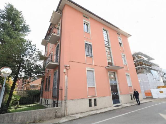 Appartamento in vendita a Monza MB