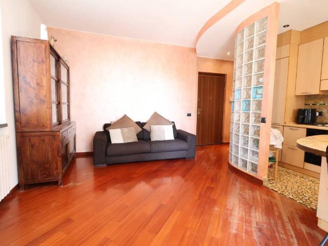 Appartamento in vendita a Monza MB
