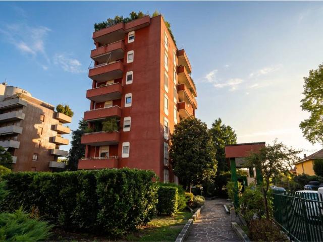 Appartamento in vendita a Monza MB