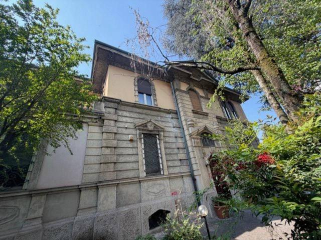 Appartamento in vendita a Monza