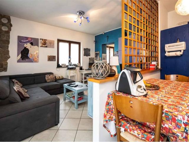 Appartamento in vendita a Mornago VA