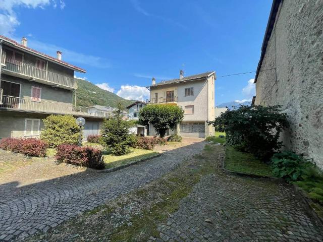 Casa indipendente in vendita a Morbegno SO