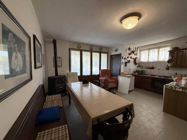 Appartamento in vendita a Lugagnano Val d'Arda PC